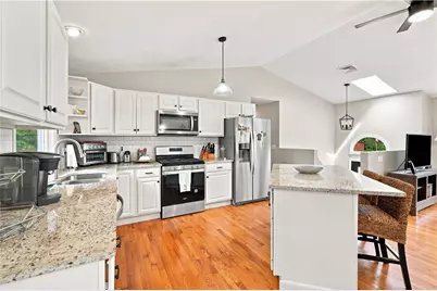 32 Mountaindale Road, Smithfield, RI 02917 - Photo 4