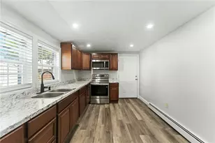 5 Bradley St, Providence, RI 02908 - Photo 10