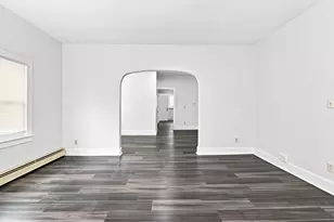 61 Glenham St, Providence, RI 02907 - Photo 12