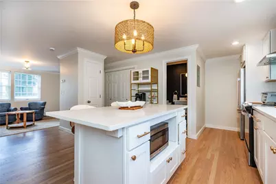 259 Gibbs Avenue #6, Newport, RI 02840 - Photo 6