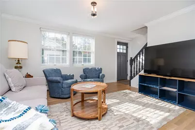 259 Gibbs Avenue #6, Newport, RI 02840 - Photo 2