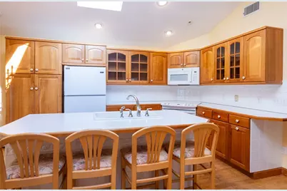 8 Continental Road, Smithfield, RI 02828 - Photo 10