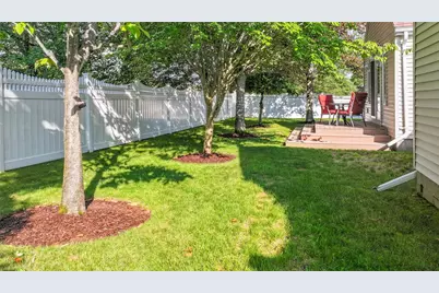 8 Continental Road, Smithfield, RI 02828 - Photo 4