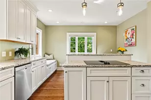 49 Laurel Ave, Providence, RI 02906 - Photo 10
