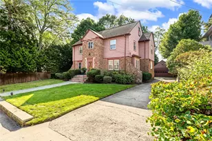 49 Laurel Ave, Providence, RI 02906 - Photo 2