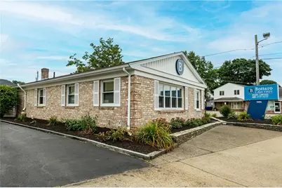 1155 Newport Avenue, Pawtucket, RI 02861 - Photo 4