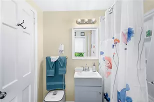 30 Beacon Cir, Cranston, RI 02910 - Photo 30