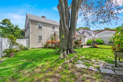 30 Beacon Circle, Cranston, RI 02910 - Photo 40