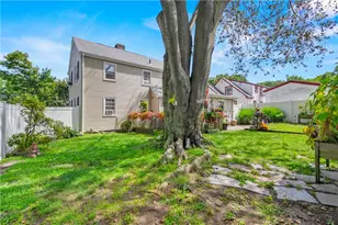 30 Beacon Cir, Cranston, RI 02910 - Photo 40