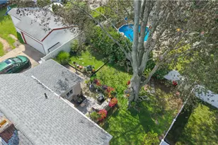 30 Beacon Cir, Cranston, RI 02910 - Photo 42