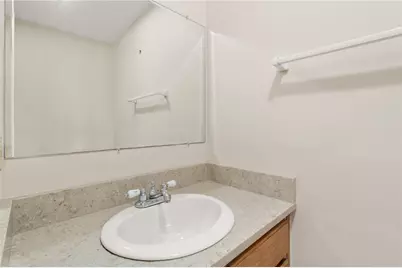 180 Beechwood Avenue #3, Pawtucket, RI 02860 - Photo 8