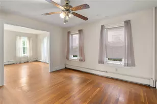 180 Beechwood Ave, Pawtucket, RI 02860 - Photo 6