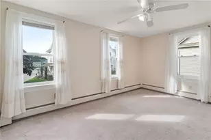 180 Beechwood Ave, Pawtucket, RI 02860 - Photo 10