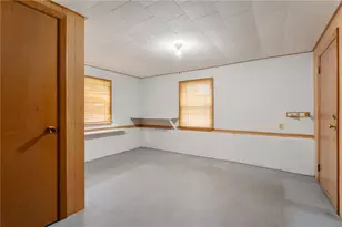 8 Benelli St, Woonsocket, RI 02895 - Photo 26