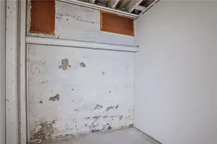 937 Social St, Woonsocket, RI 02895 - Photo 16