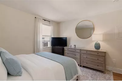 629 Thames Street #2, Newport, RI 02840 - Photo 12