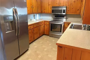 12 Greenway Dr, Bristol, RI 02809 - Photo 4