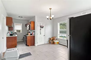 419 Orms St, Providence, RI 02908 - Photo 24