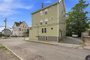 419 Orms St, Providence, RI 02908 - Photo 4