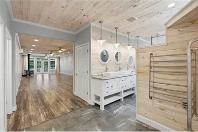 559 Victory Highway, West Greenwich, RI 02817 - Photo 34