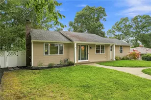 6 Marywood Ln, Cumberland, RI 02864 - Photo 1
