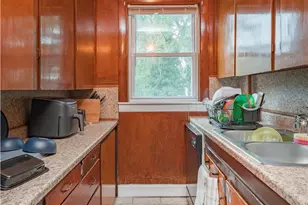 1213 Smith St, Providence, RI 02908 - Photo 30