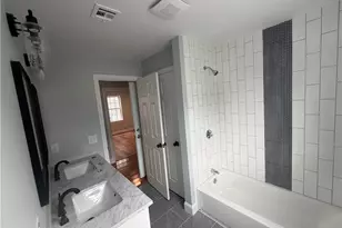24 Hymer St, Providence, RI 02908 - Photo 10