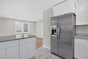 50 Armington Ave, Providence, RI 02908 - Photo 10