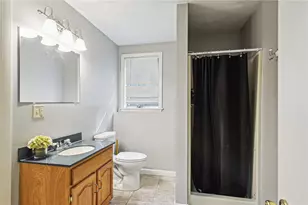 17 Clara Ln, Narragansett, RI 02882 - Photo 18