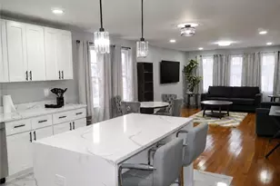 24 Hymer St, Providence, RI 02908 - Photo 2