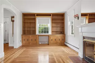 80 Knollwood Ave, Cranston, RI 02910 - Photo 14