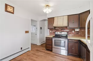 80 Knollwood Ave, Cranston, RI 02910 - Photo 4