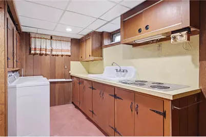 80 Knollwood Avenue, Cranston, RI 02910 - Photo 30