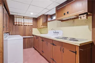 80 Knollwood Ave, Cranston, RI 02910 - Photo 30