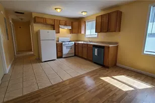 235 Wadsworth St, Providence, RI 02909 - Photo 2