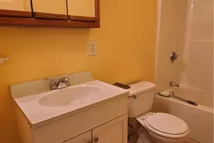 235 Wadsworth St, Providence, RI 02909 - Photo 18