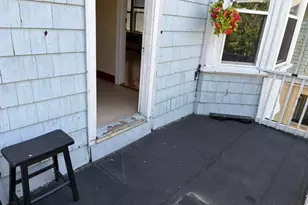 94 Lexington Ave, Providence, RI 02907 - Photo 10