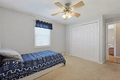 43 Crothers Avenue, Cranston, RI 02910 - Photo 8