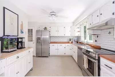 49 Evergreen Drive, Portsmouth, RI 02871 - Photo 12