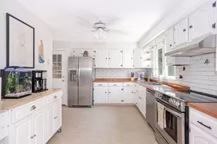 49 Evergreen Dr, Portsmouth, RI 02871 - Photo 12