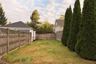 10 Channing St, Newport, RI 02840 - Photo 42