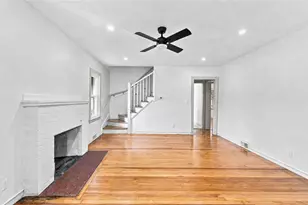 435 Auburn St, Cranston, RI 02910 - Photo 12