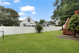 24 Kenmore St, West Warwick, RI 02893 - Photo 36