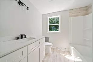 30 Lawn St, Attleboro, MA 02703 - Photo 10