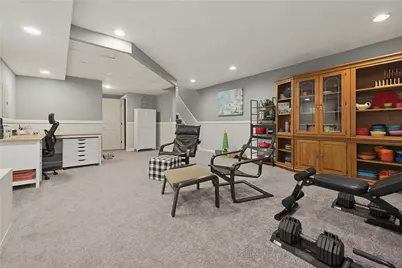 572 Smithfield Road #12, North Providence, RI 02904 - Photo 22