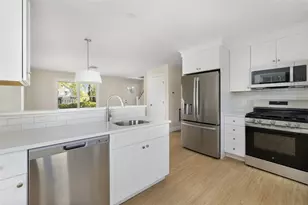23 Wood St, Warwick, RI 02889 - Photo 16