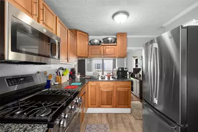 321 Church Avenue, Warwick, RI 02889 - Photo 8