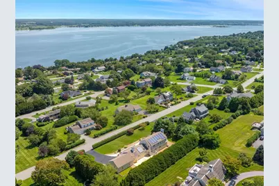 95 Holman Street, Portsmouth, RI 02871 - Photo 2