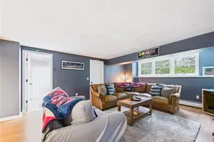109 Woodridge Dr, North Kingstown, RI 02874 - Photo 40