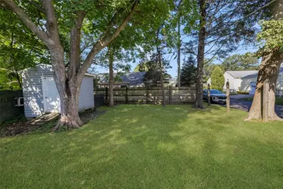 29 Sherwood Road, Middletown, RI 02842 - Photo 34